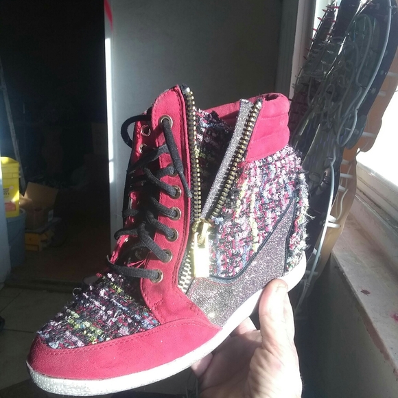 CHEAP Designer shoes and sneaks - Picture 4 of 7